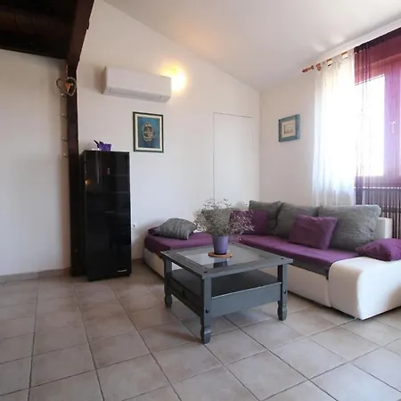 Family Friendly House With A Swimming Pool Liznjan, Medulin - 20798 * Liznjan