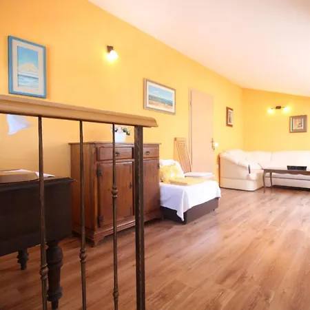 Сasa de vacaciones Family Friendly House With A Swimming Pool Liznjan, Medulin - 20798 Ližnjan