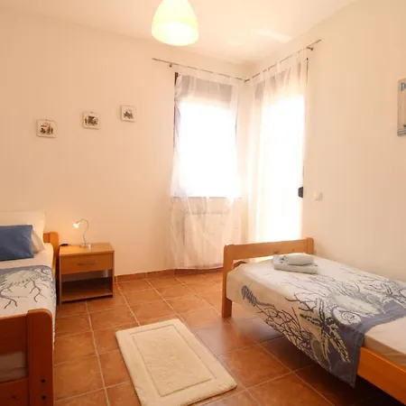 Сasa de vacaciones Family Friendly House With A Swimming Pool Liznjan, Medulin - 20798 Ližnjan