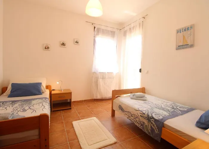 Сasa de vacaciones Family Friendly House With A Swimming Pool Liznjan, Medulin - 20798 Ližnjan