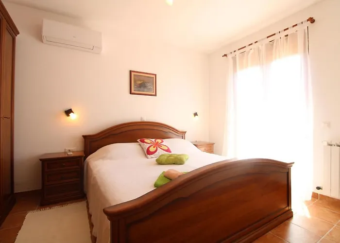 Family Friendly House With A Swimming Pool Liznjan, Medulin - 20798 Сasa de vacaciones *